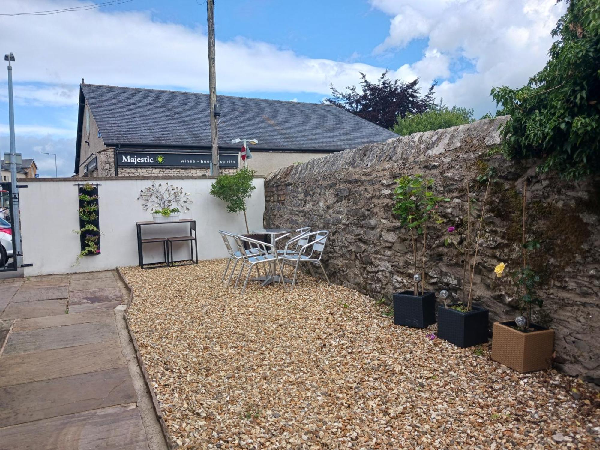 Arthurs Cottage -Charming Courtyard Cottage In The Heart Of Kendal, The Lake District Εξωτερικό φωτογραφία